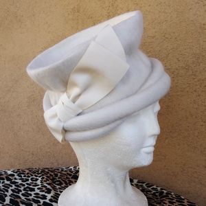 1950s White Wool Sculptural Hat OS
